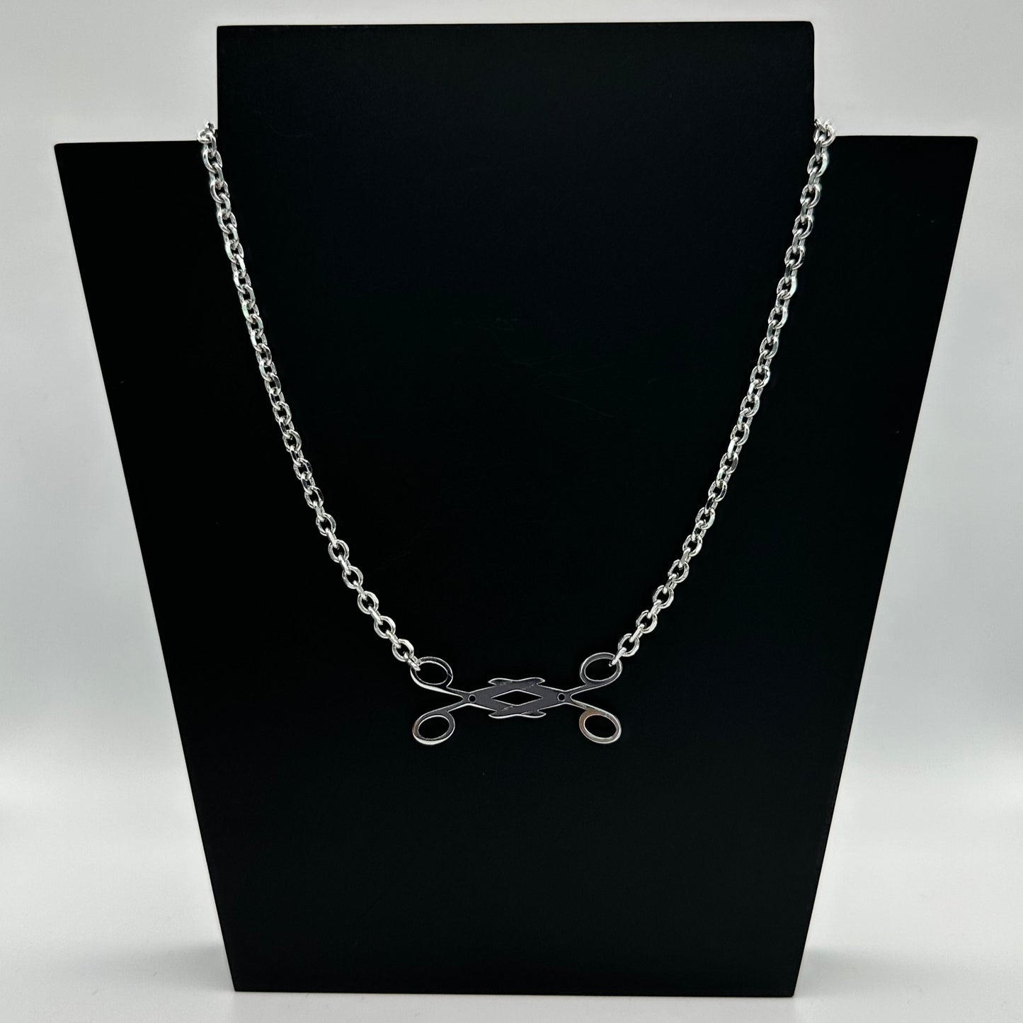 Scissor Sisters Lesbian Necklace