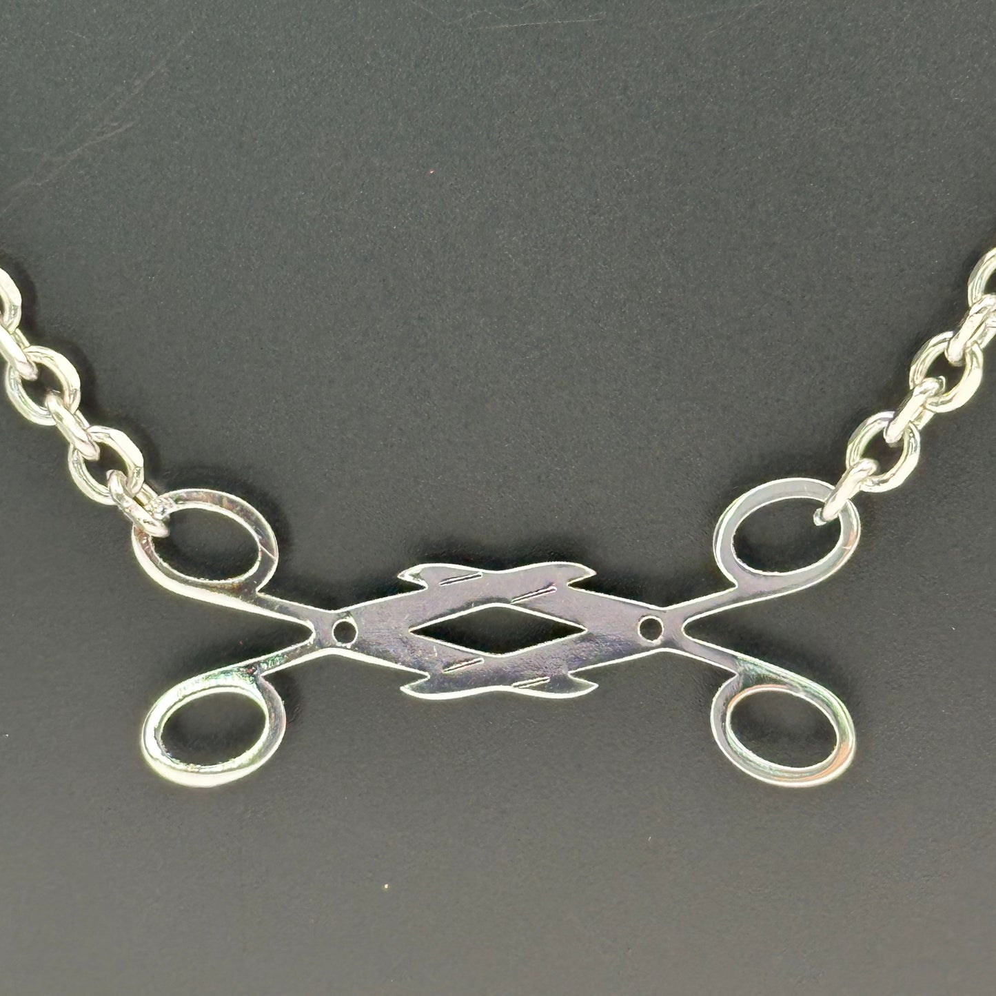 Scissor Sisters Lesbian Necklace